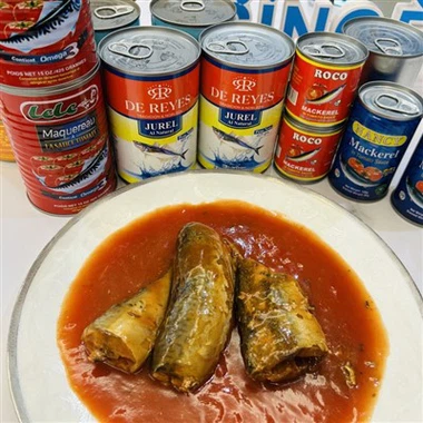 Консервированная скумбрия в томатном соусе